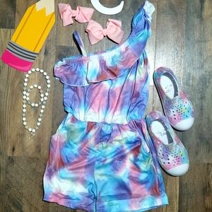 Girl outfit
